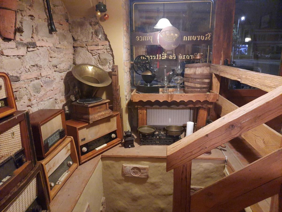 Korona Panzio Bed and Breakfast Odorheiu Secuiesc Buitenkant foto